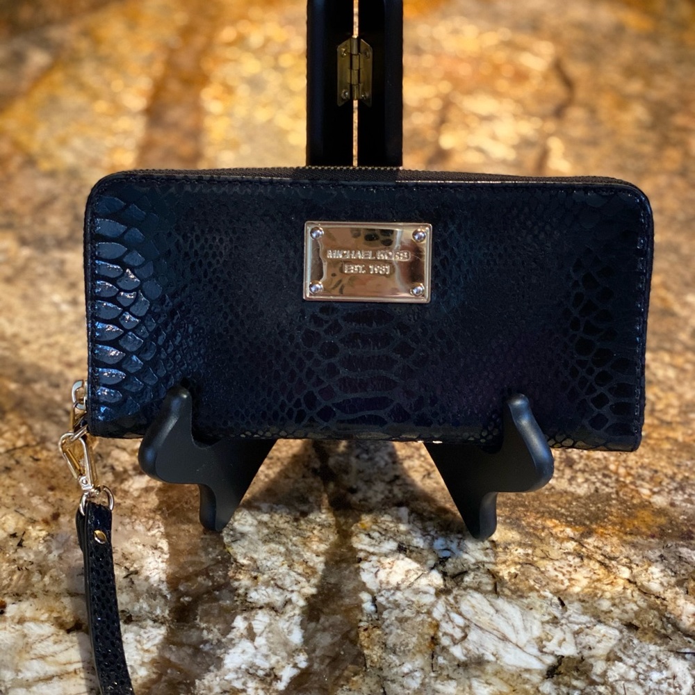 Black leather Michael Kors large wallet